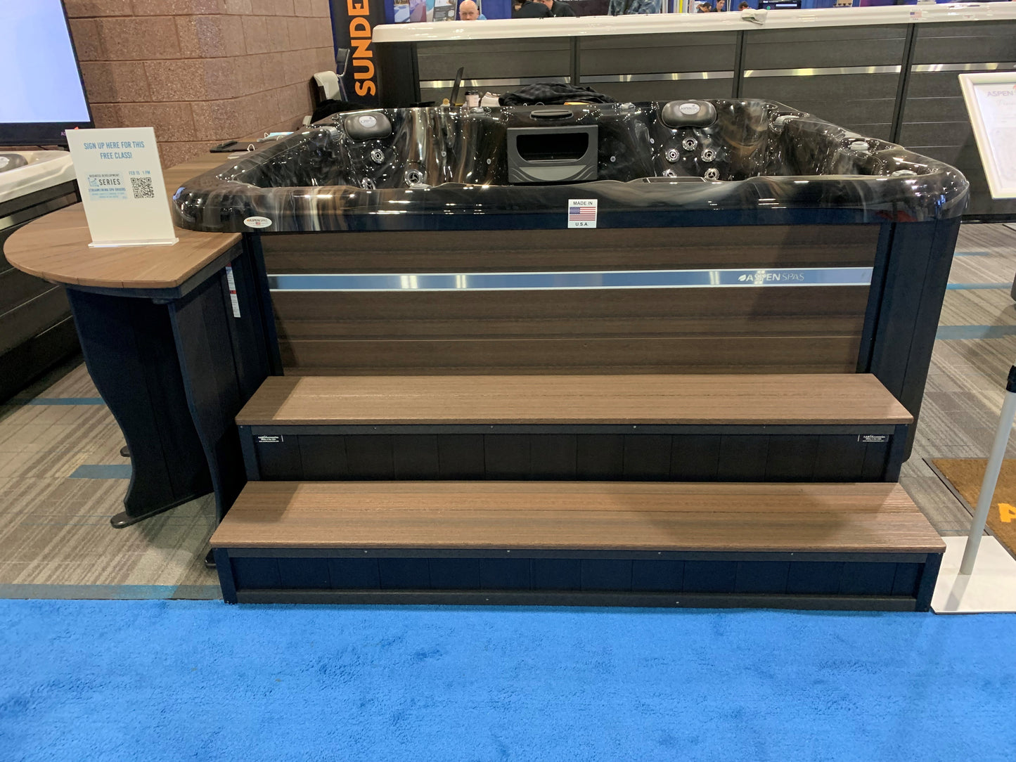 2 Tier Hot Tub Step 70" - Mocha Luxe